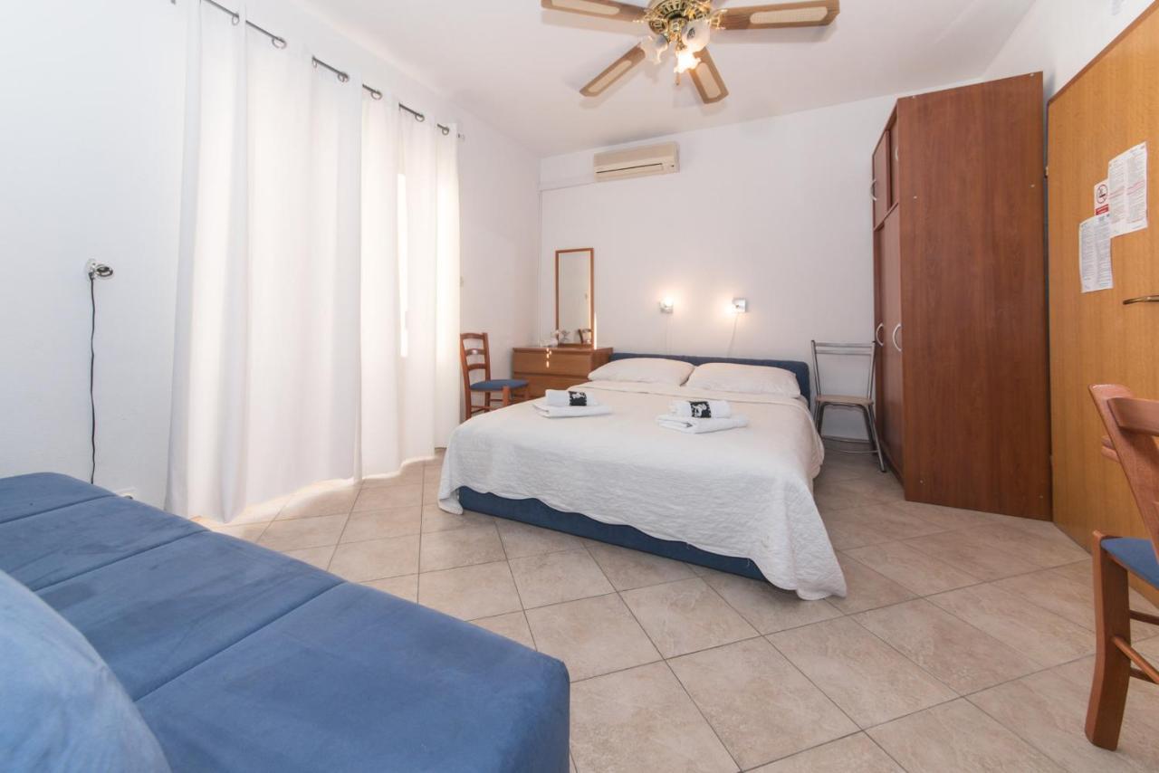 Apartments Niko โพรไมนา ภายนอก รูปภาพ