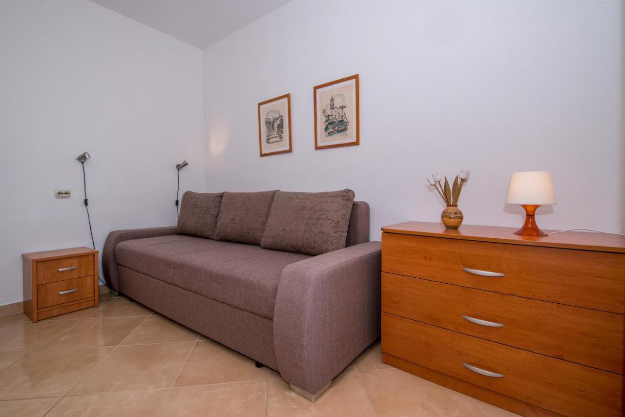 Apartments Niko โพรไมนา ภายนอก รูปภาพ