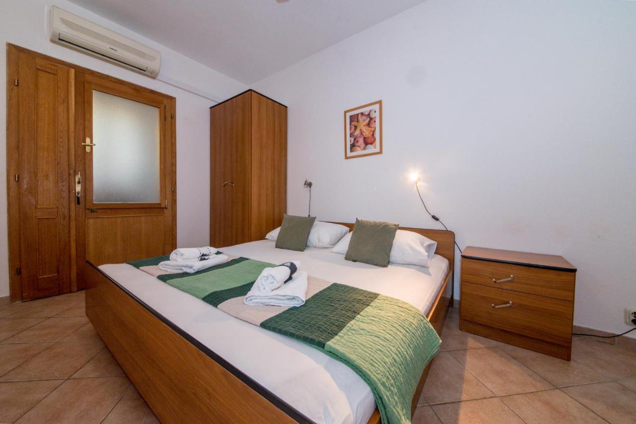 Apartments Niko โพรไมนา ภายนอก รูปภาพ