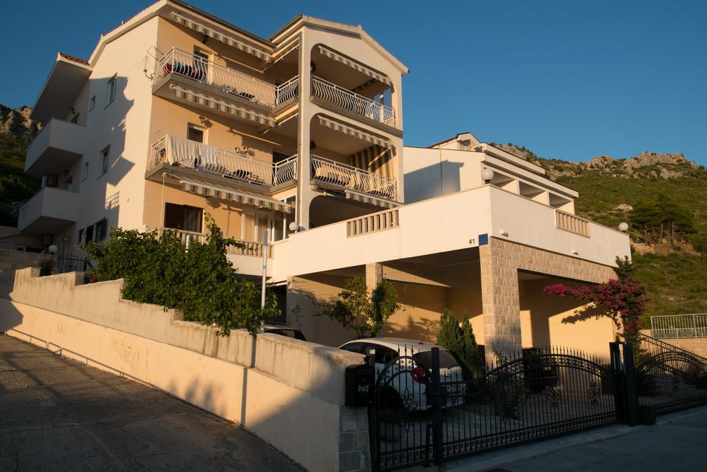 Apartments Niko โพรไมนา ภายนอก รูปภาพ